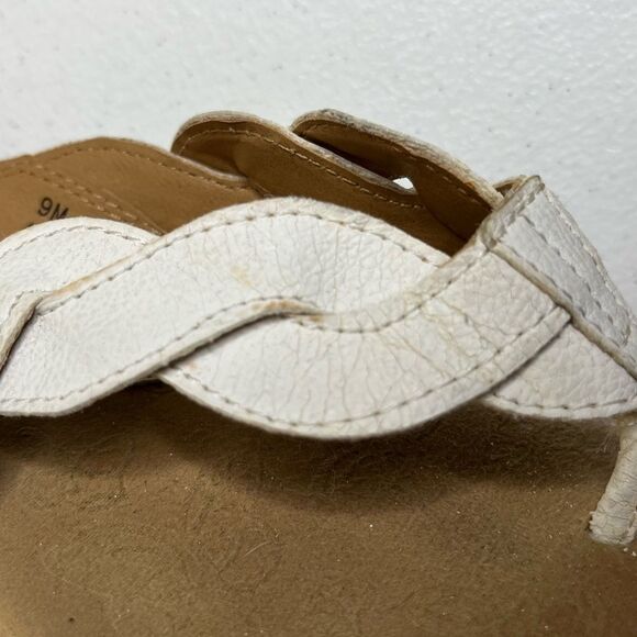 BOC Born Concepts White Faux Leather Thong Sandals Flip Flops Slides Women 9 - Picture 13 of 13